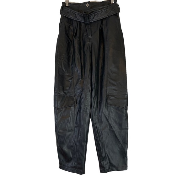Low Classic Faux Leather Cargo Pants Size Small - Picture 5 of 12